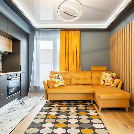 Sunflower - Chic Loft In Tineretului Bukarest Exterior foto